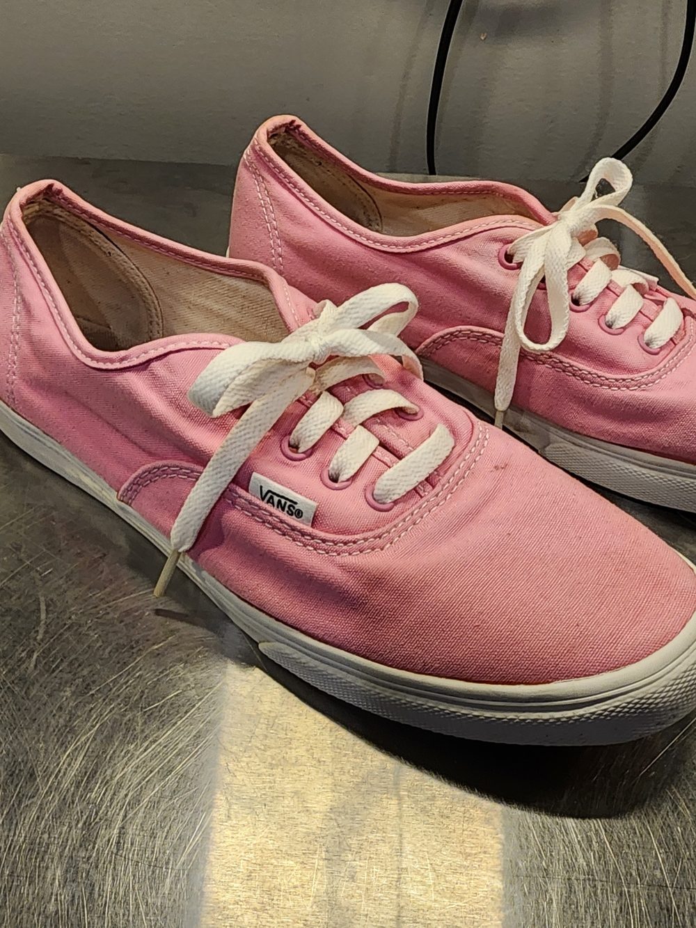 Vans Lo Pro Pink Canvas Sneakers 10